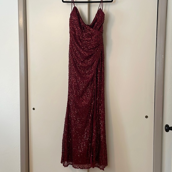 Fashion Nova sequenced maxi dress - Picture 1 of 6